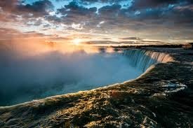 Where is Niagara Falls located in New York?