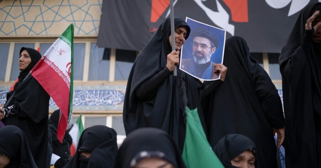 U.S.-Iran Live Updates: Vance says war in “new phase” of economic pressure as Iran dismisses Trump threat